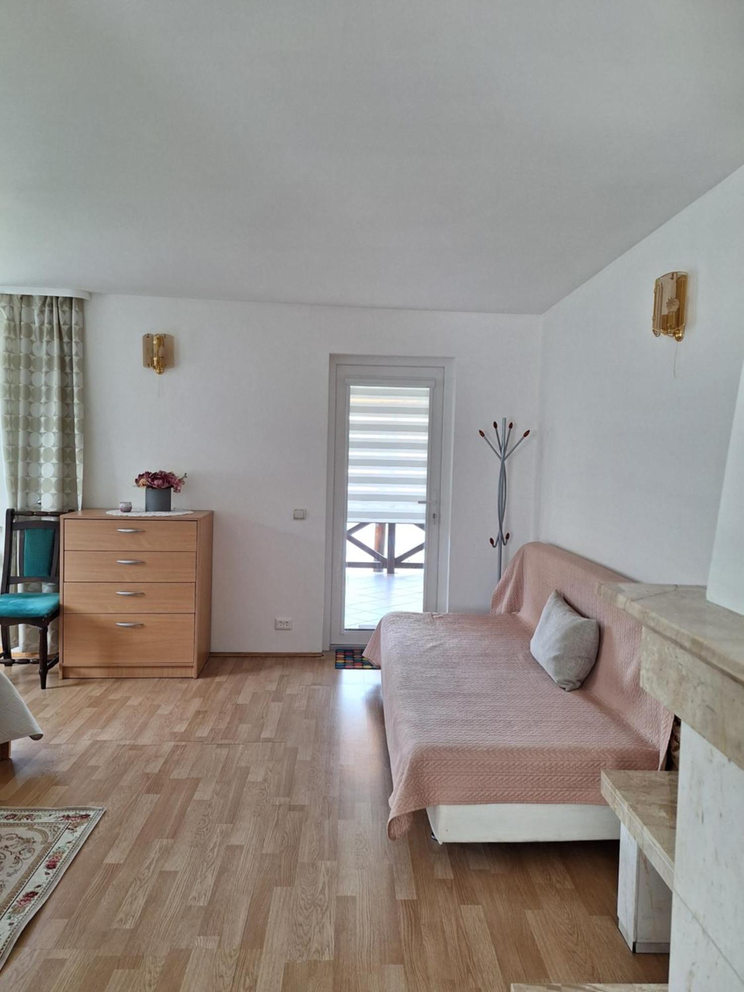 Augutes Zurlienes Apartamentai Trakai Exteriör bild