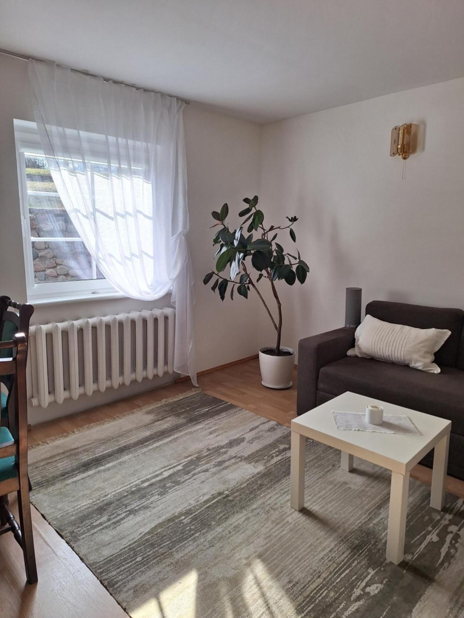 Augutes Zurlienes Apartamentai Trakai Exteriör bild